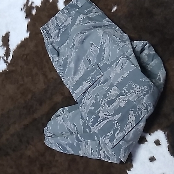 Mens US Military Air Force Utility 36 xs 50% cotton 50% nylon camo - Picture 2 of 8